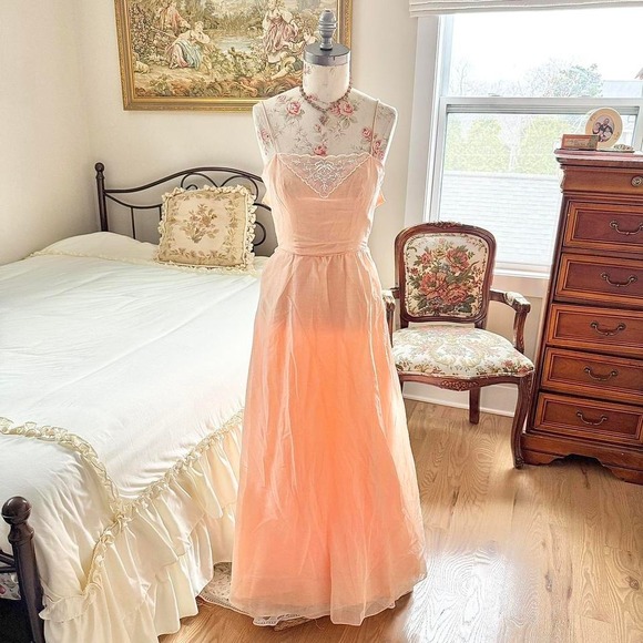 70s handmade peach maxi dress fits like an xxs